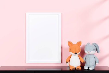 Oyuncak hayvanlarla yapılmış 3D çerçeve modeli.