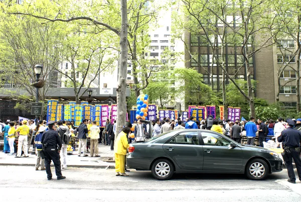Falun Gong 2014 Parade Celebration in New York — Stock Photo, Image