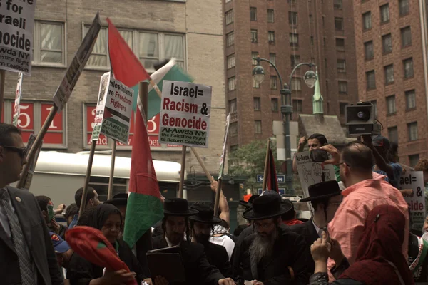Protest for Jewish outrage at Zionist attacks in Palestine — Stock Photo, Image