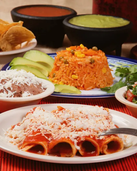 Traditional mexican red enchilada dinner — Stock Photo, Image