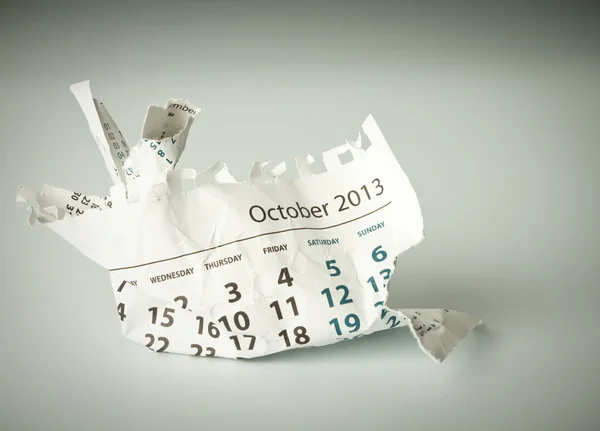 Ottobre. foglio di calendario stropicciato — Foto Stock