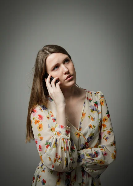 Kvinde i telefonen - Stock-foto