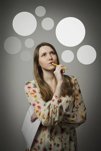 A pensar. Menina e bolhas cinza . — Fotografia de Stock