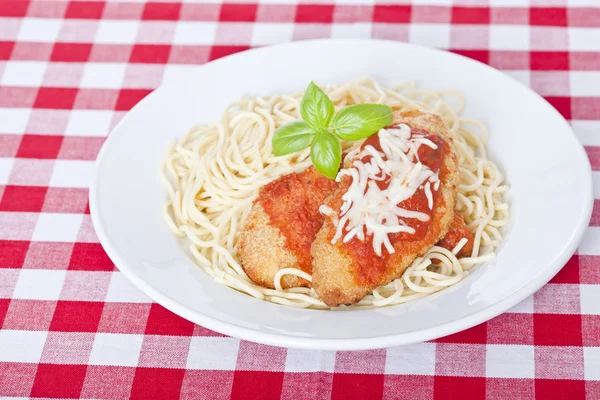 Chicken parmigiana — Stock Photo, Image