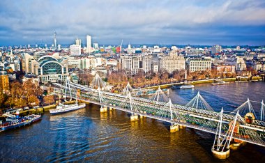 Londra.