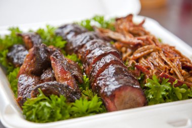 Barbekü domuz eti