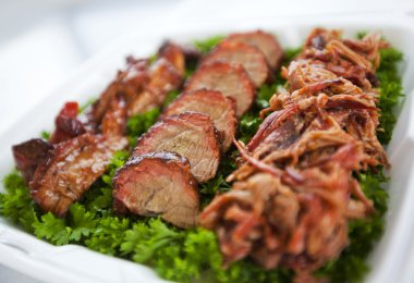 Barbekü domuz eti popo