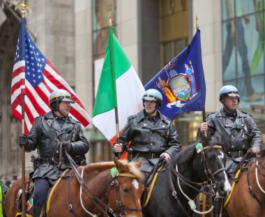 St Patrick'ın günü yürüyüşü