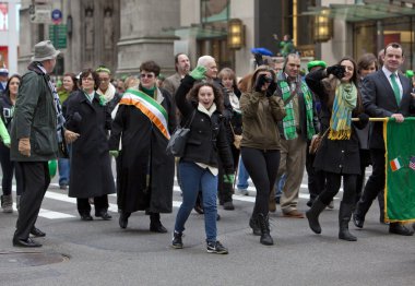 St Patrick'ın günü yürüyüşü