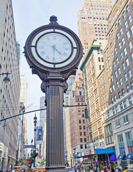 New York sidewalk clock — Stock Photo, Image