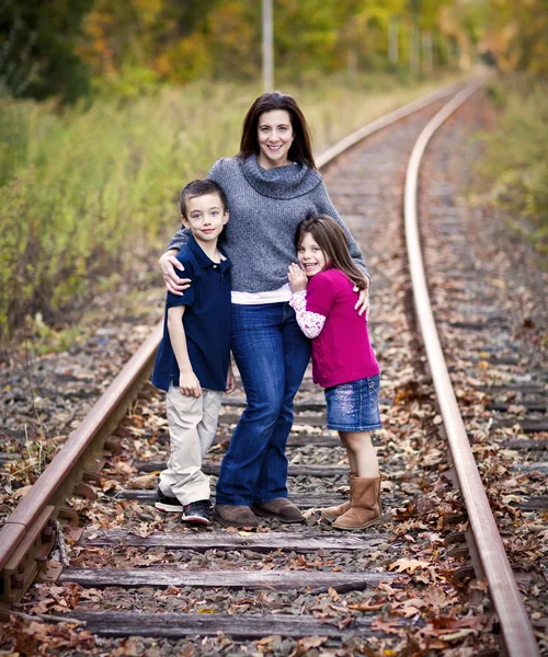 Matka s dětmi — Stock fotografie