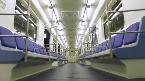 Perspectiva de vista del metro vagón de metro vacío Videoclip