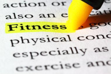 Sarı bir marker ile vurgulanan kelime fitness