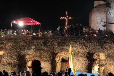 caffra ve ben çapraz şekilde sırasında Papa francis için cross
