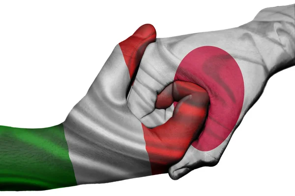 イタリアと日本の間のハンドシェイク — ストック写真