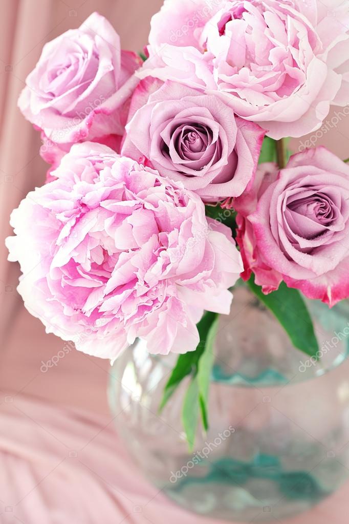 Pink flowers.