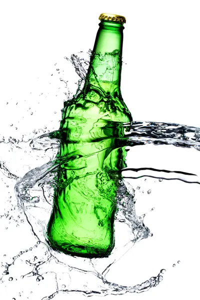 Bier fles splash — Stockfoto