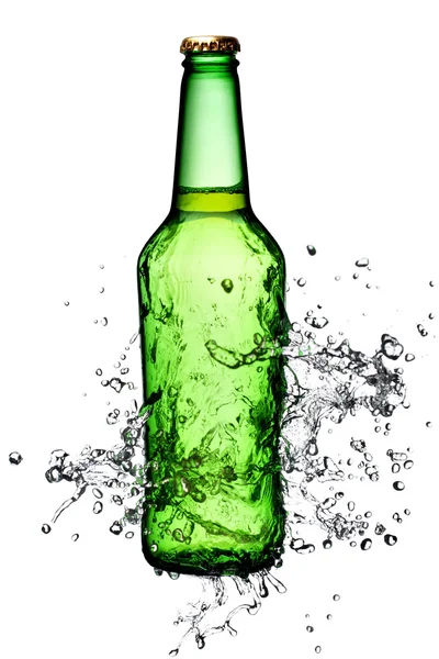 Bottiglia di birra spruzzata — Foto Stock