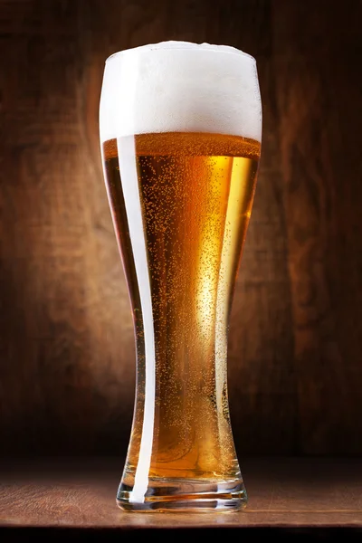 Glas mit Bier — Stockfoto