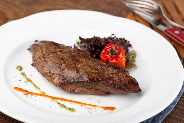 Steak vom Grill — Stockfoto