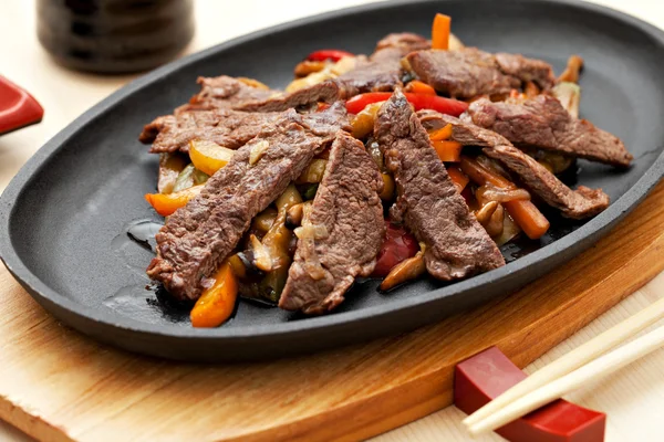 Meat with Vegetables — Stock Photo, Image