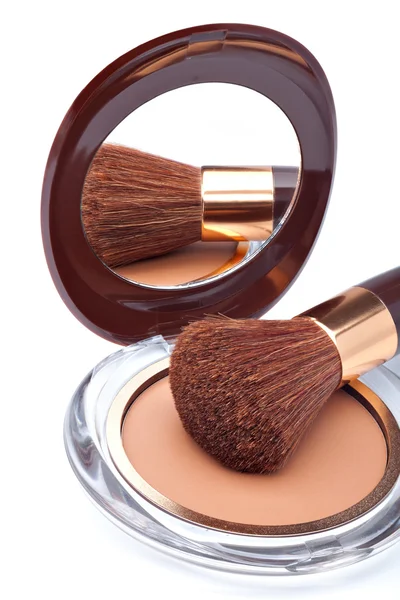 Make-up Puder und Pinsel — Stockfoto