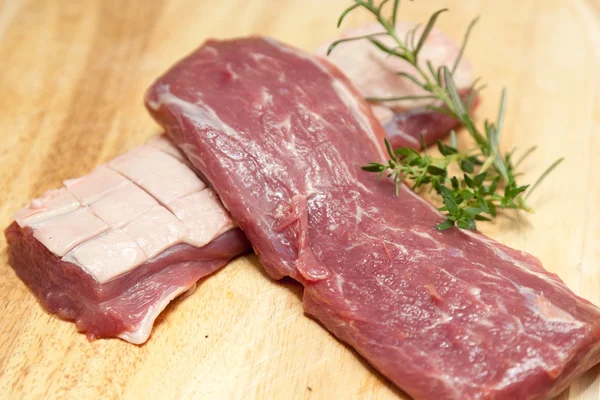 Raw duck breast — Stock Photo, Image