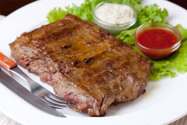 Izgara biftek.