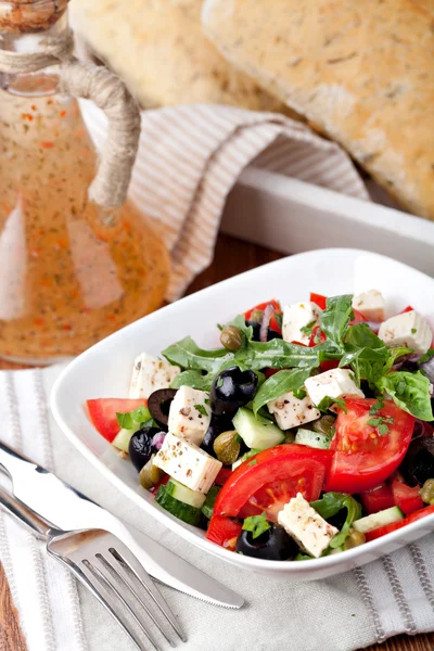 Vegetable salad with feta cheese — Stock Photo, Image