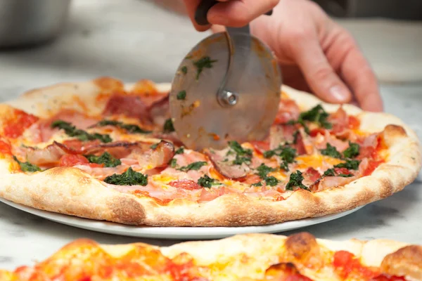 Pizza — Stockfoto