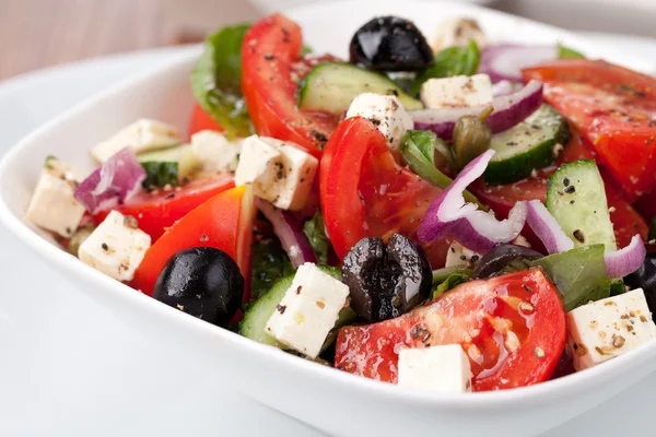 Vegetable salad with feta cheese — Stock Photo, Image
