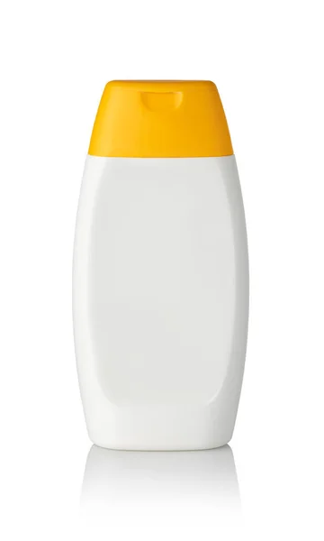 Plastic Shampoo Flessen Geïsoleerd Witte Achtergrond — Stockfoto