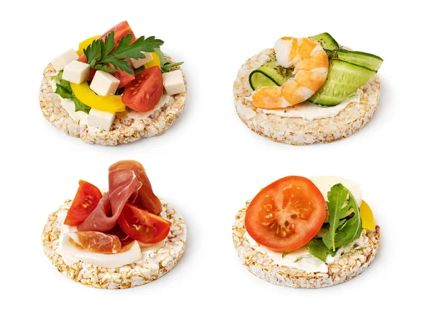 Pirinç keki. beyaz arkaplanda izole