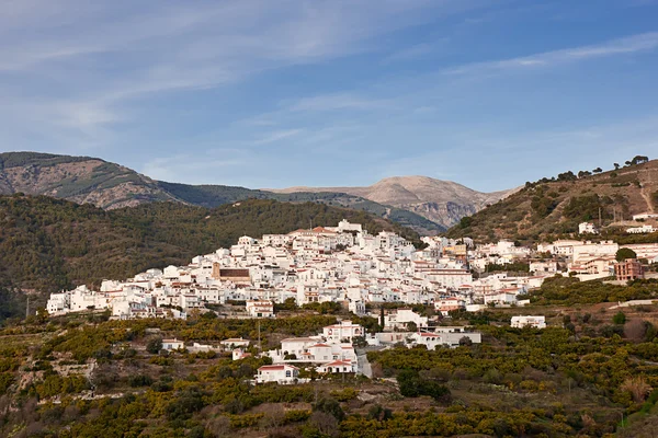 Canillas de Albaida em Espanha, uma cidade branca tradicional — Fotografia de Stock