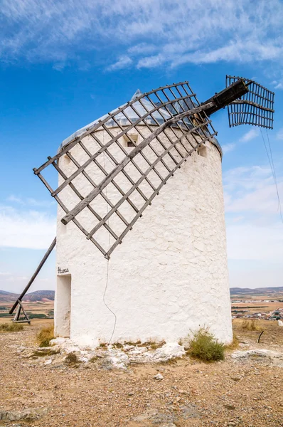 Větrné mlýny v Consuegra, Španělsko — Stock fotografie