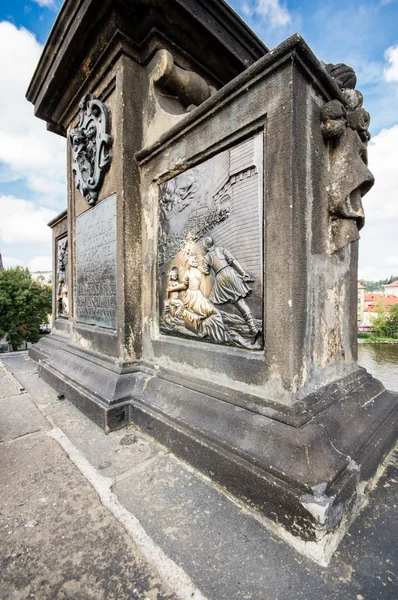 Çek Cumhuriyeti Prag 'daki Charles Köprüsü — Stok fotoğraf