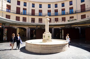 Valencia, İspanya, 30 Mart: plaza redonda (yuvarlak kare) Valencia şehir merkezinde üzerinde 30 Mart 2013 Valencia, İspanya.