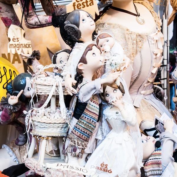 Valencia, Spanje - maart 17:las fallas, papermache modellen zijn const — Stockfoto