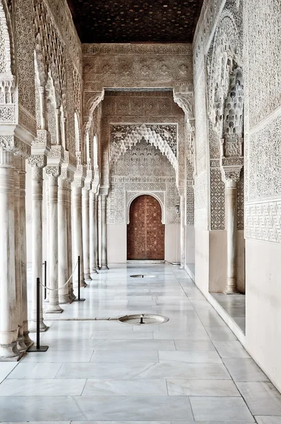 Alhambra v Granadě, Andalusie, Španělsko — Stock fotografie