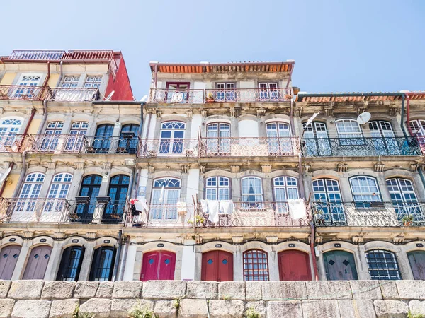 Eski Porto şehrinin panoramik görüntüsü, Portekiz