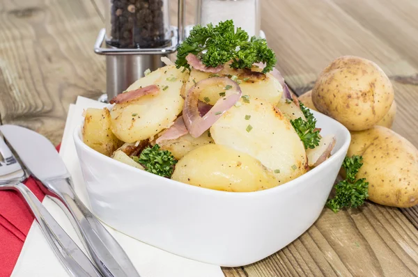 Bowl with fried Potatoes — Stock Photo, Image