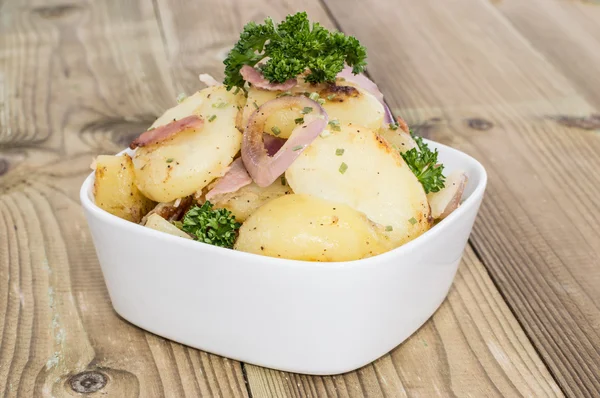 Bowl with fried Potatoes — Stock Photo, Image