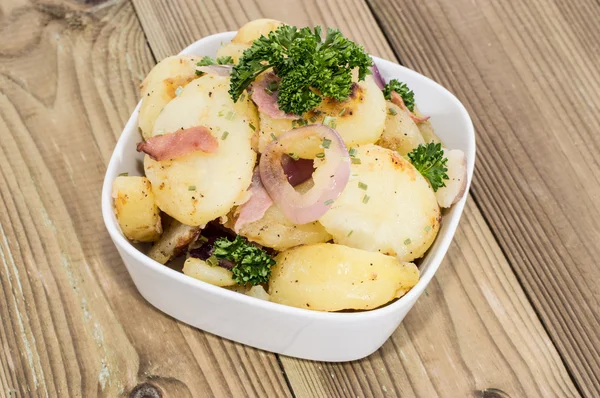 Bowl with fried Potatoes — Stock Photo, Image