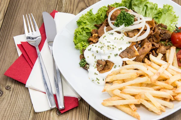 Plate with Chips and fresh Kebab — Stock Photo, Image