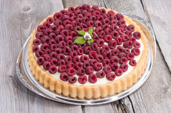 Fresh baked Raspberry Tart — Stock Photo, Image