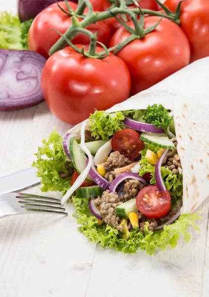 Färska gjorde wrap — Stockfoto