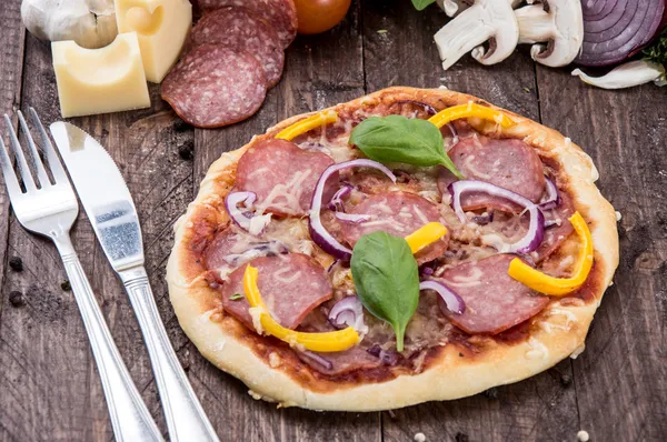 Homemade Salami Pizza — Stock Photo, Image