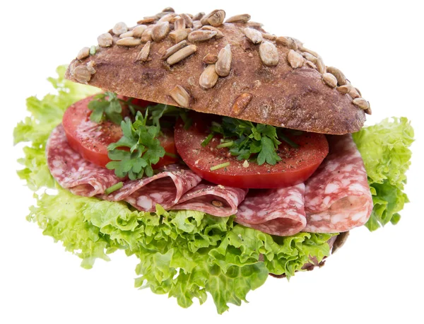 Сэндвич с салями на белом — стоковое фото