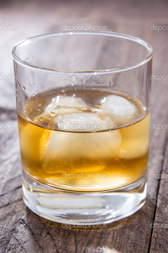 Rum on the rocks Stock Photo by ©HandmadePicture 14401131