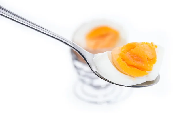 Colazione Uovo su un cucchiaio (bianco ) — Foto Stock